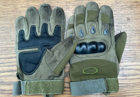 *RARE* Oakley Combat gloves with Armoured Knuckle Protection